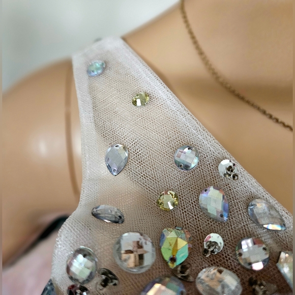 Stunning Orange-Red Prom Dress - Elegant Gown for a Memorable Evening - Picture 8 of 9